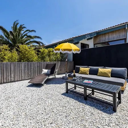 Beach House Keyweek Pool Villa
